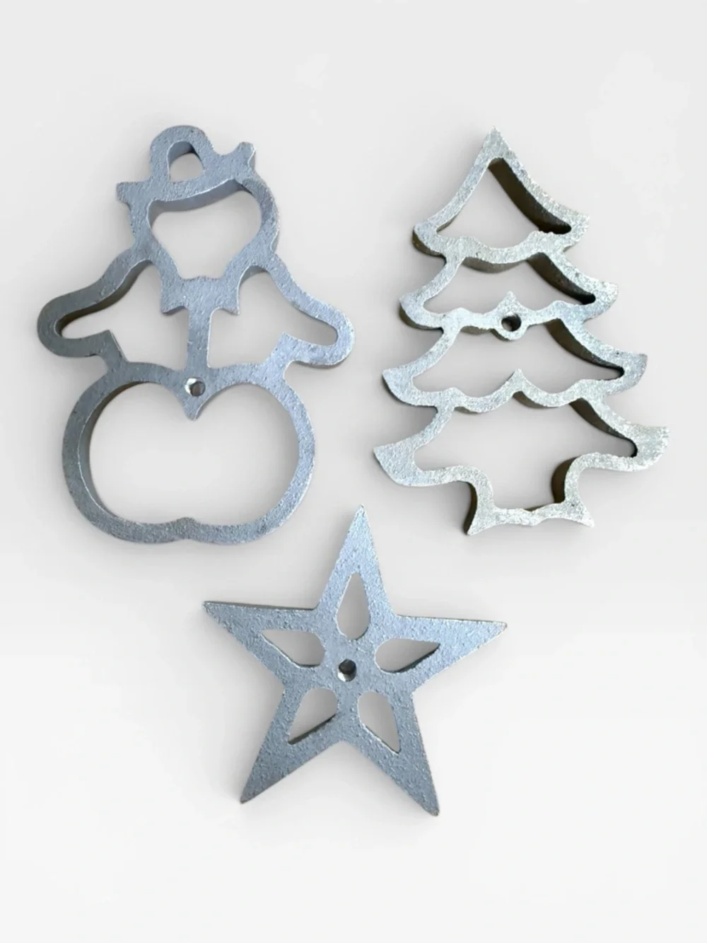 Vintage Scandinavian Rosette Iron Set